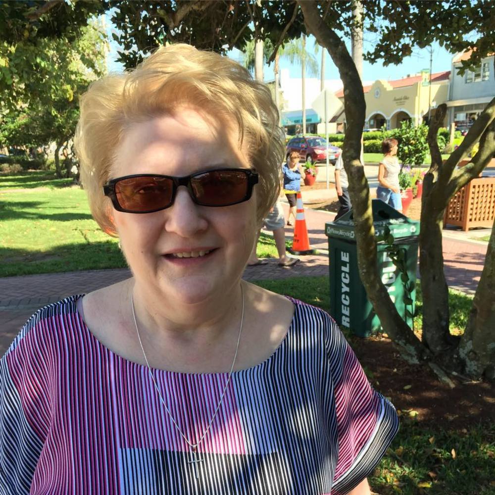 Meet your Posher, Becky